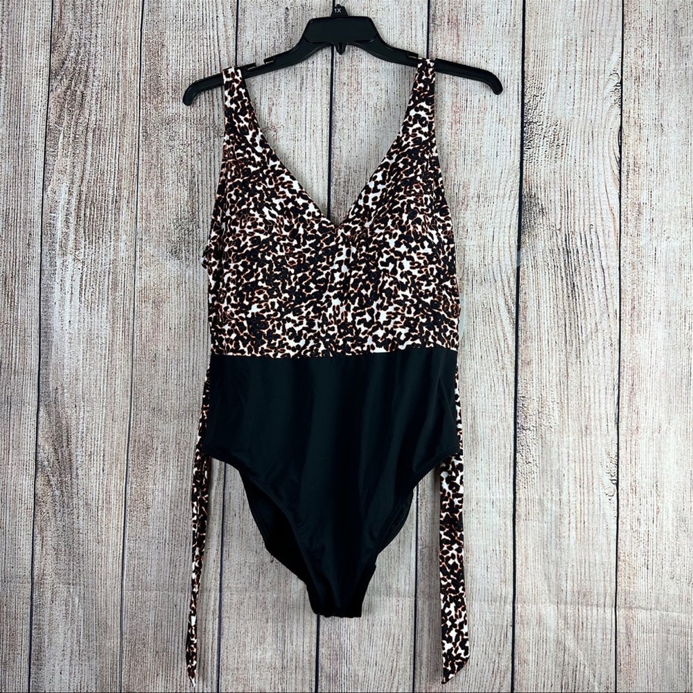 Womens XXL one piece bathing suit